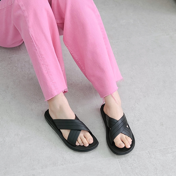 올리 아일3 X 스트랩 쿠션 슬리퍼 3cm