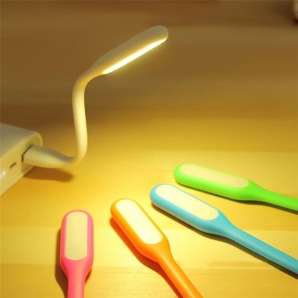 (옵션 색상랜덤)자동차독서등 휴대용LED등 미니 USB 조명 LED스탠드 독서등 미니조명 DD-10076