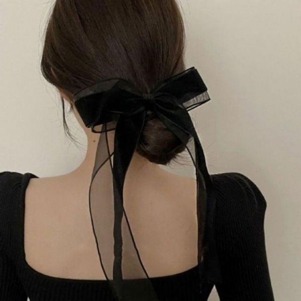 (선택옵션 SN.검정리본핀)머리핀 페미닌룩 간절기 스타일리쉬 스냅사진 유니크 하객룩 스타일리쉬 간절기