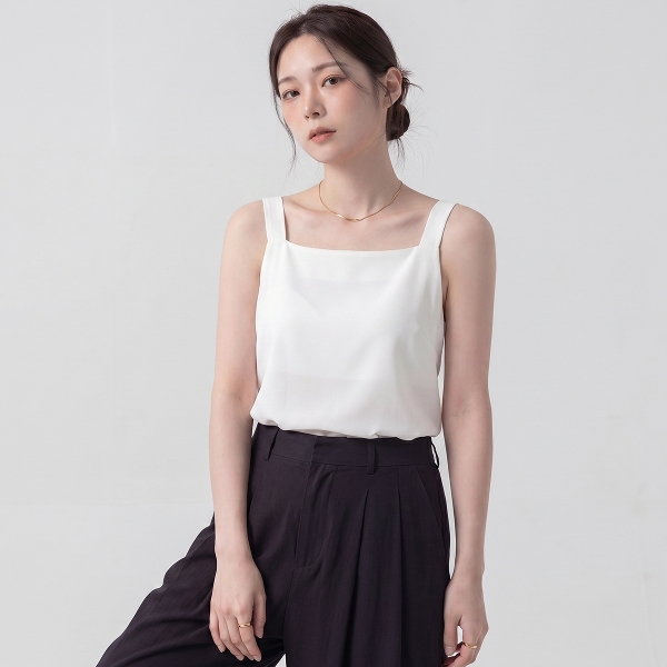 KARRA 심플이너나시블라우스_A6M0033