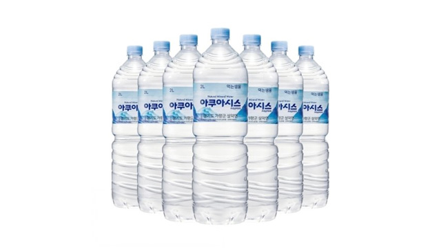 아쿠아시스 생수 유라벨 물 2L x 12병 먹는샘물_6개입x2팩