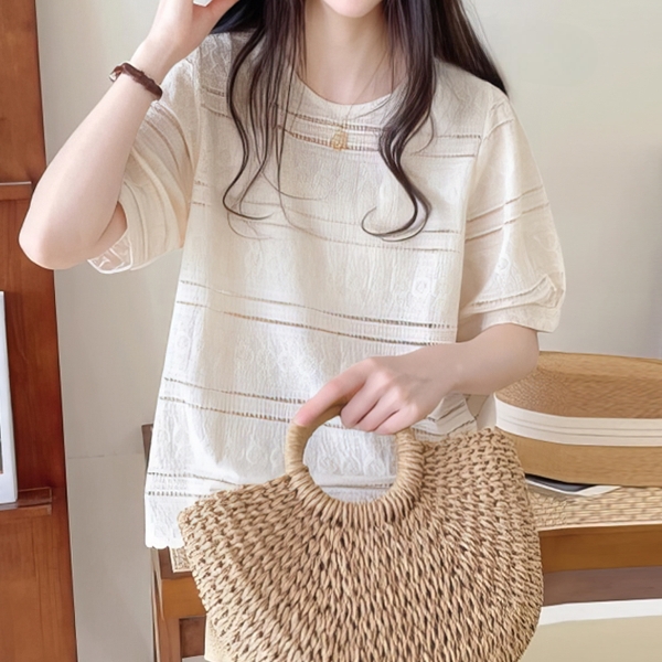 KARRA 더블라인펀칭블라우스_A4M0497